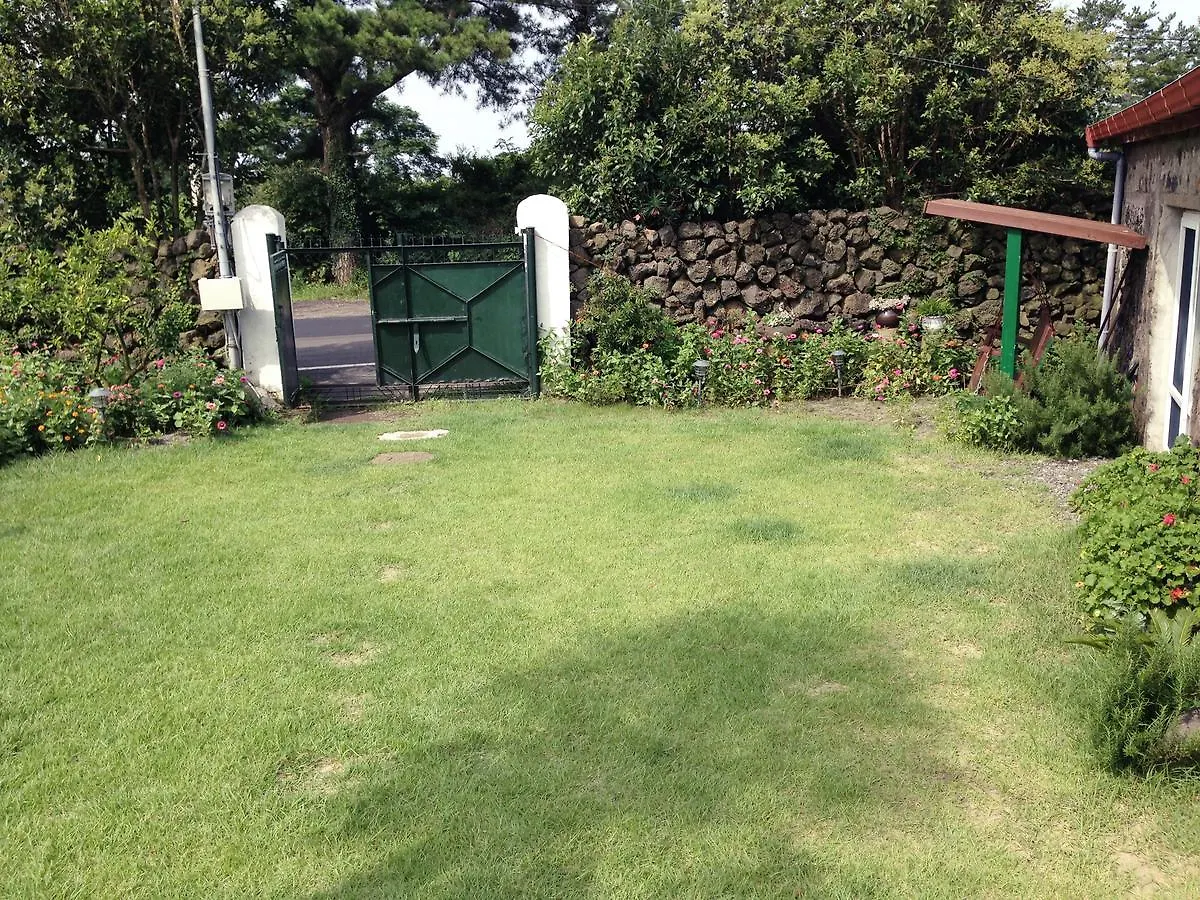 Jeju Stone House Villa
